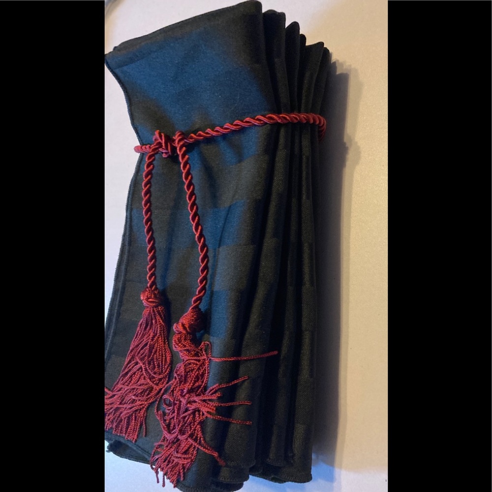 Blk Table Linings (8)